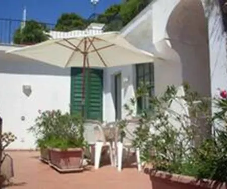 Casa Vuotto *